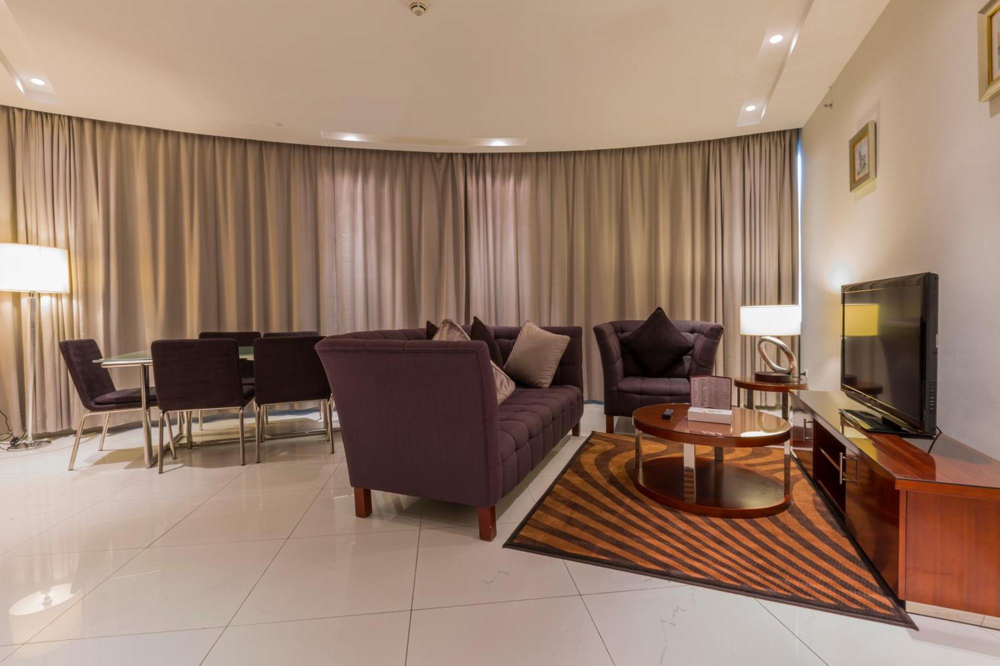 Grand Mayral Hotel Khobar Extérieur photo